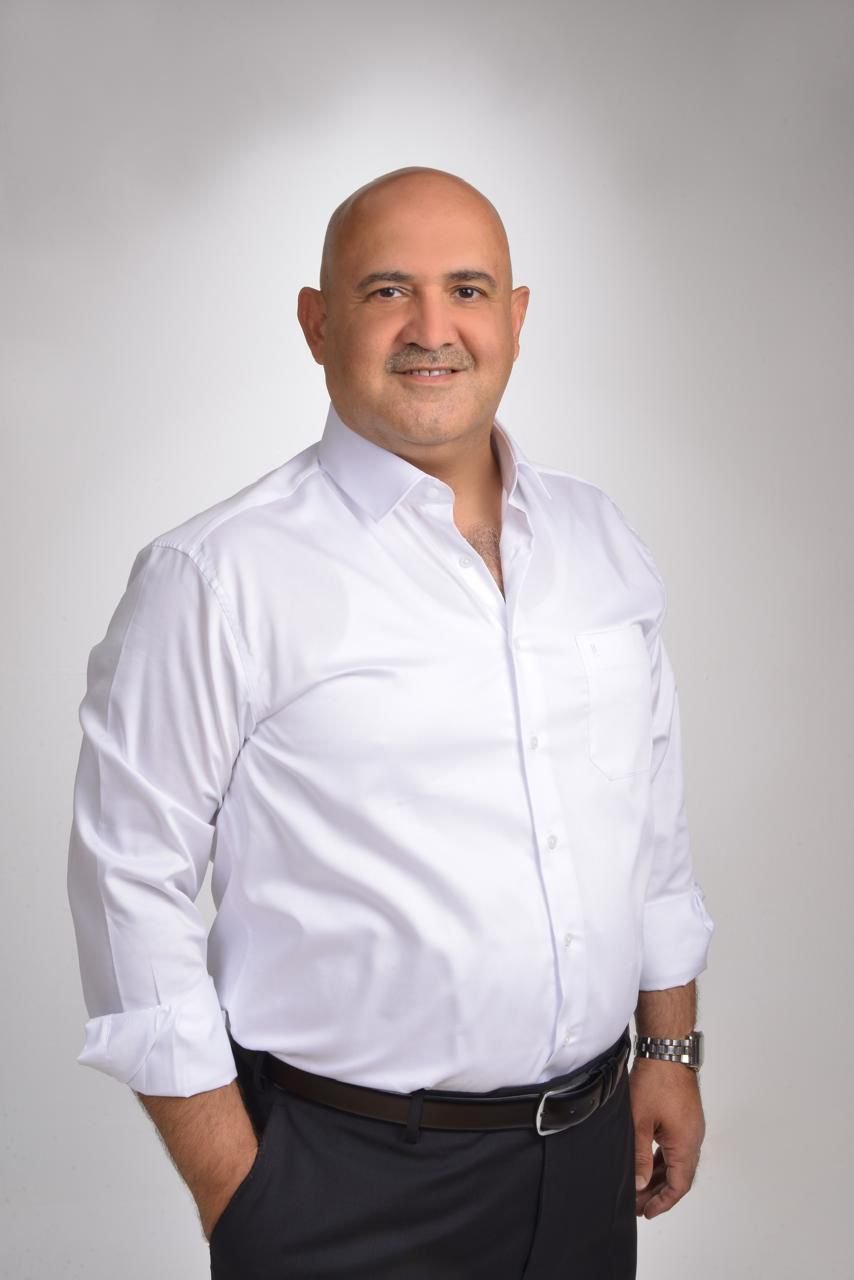 عمار كهية في جلسة عمل